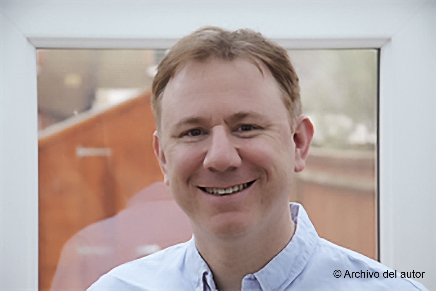 Dr. Gareth Moore