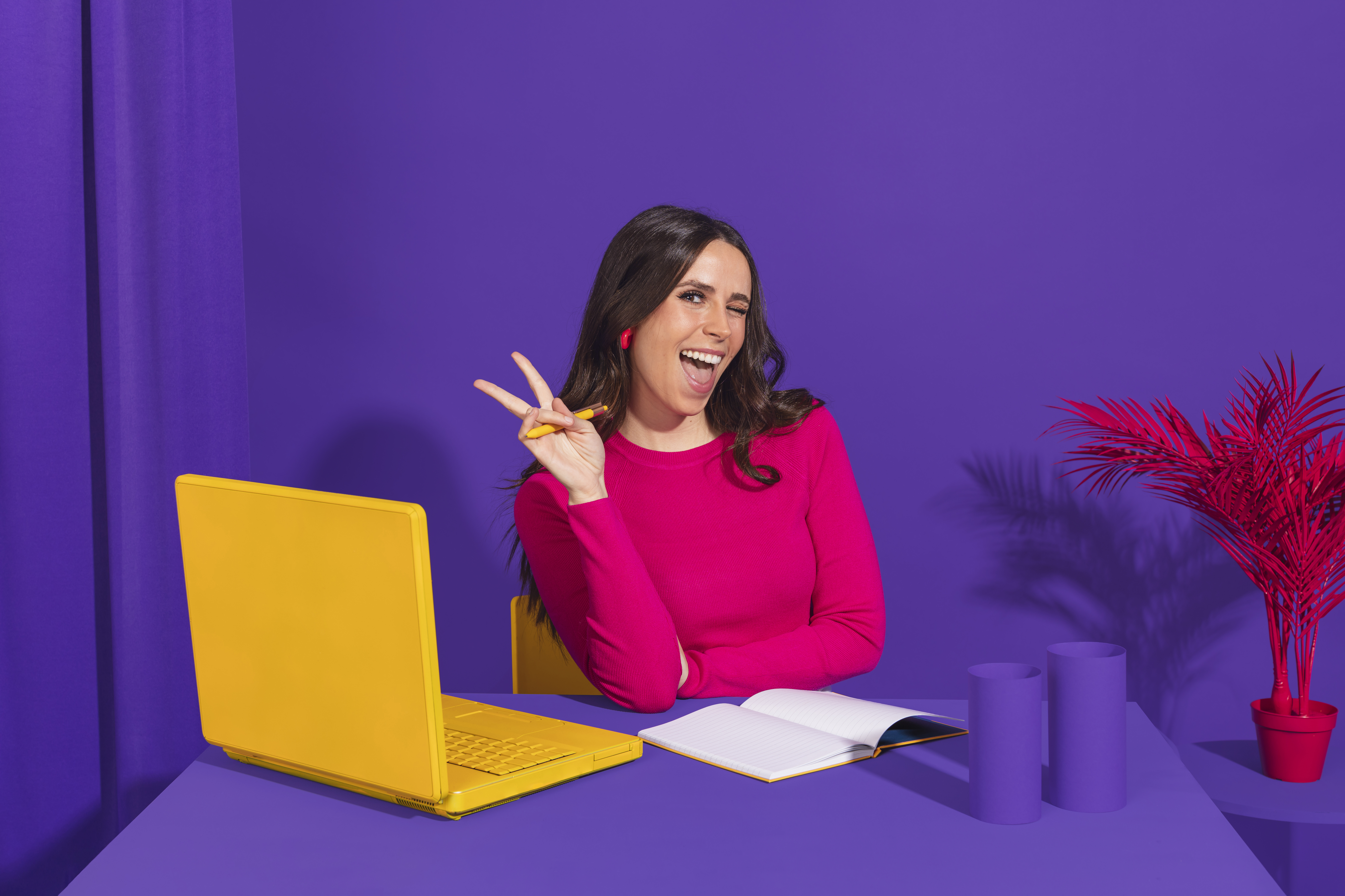 María G. Durán (@MariaSpeaksEnglish)